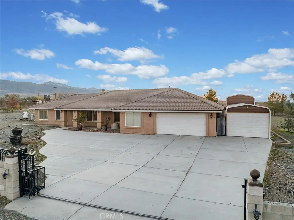 12326 Silver Rock, Pinon Hills, CA 92372 - #1