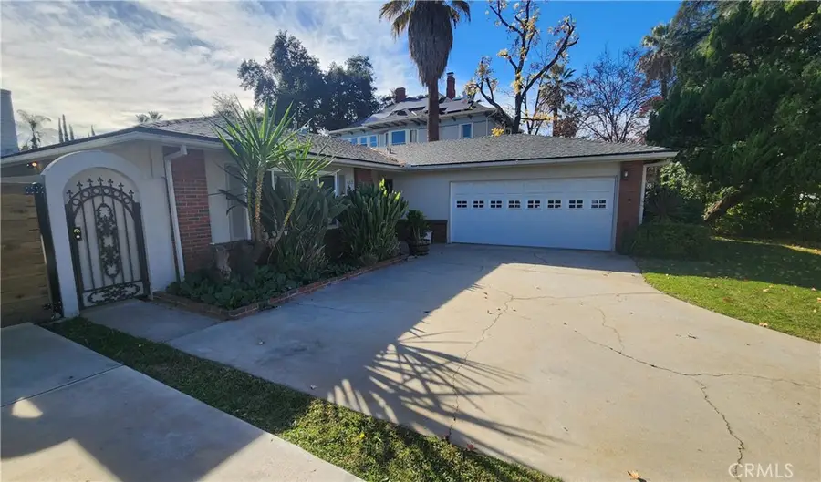 657 W Cypress, Redlands, CA 92373 - #3