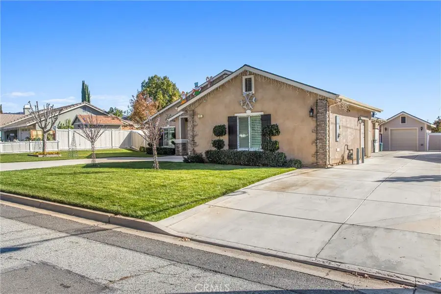 425 Sandalwood, Calimesa, CA 92320 - Image #3