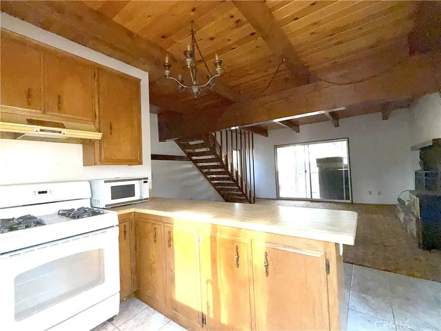 32795 Fox, Running Springs, CA 92307 - #2
