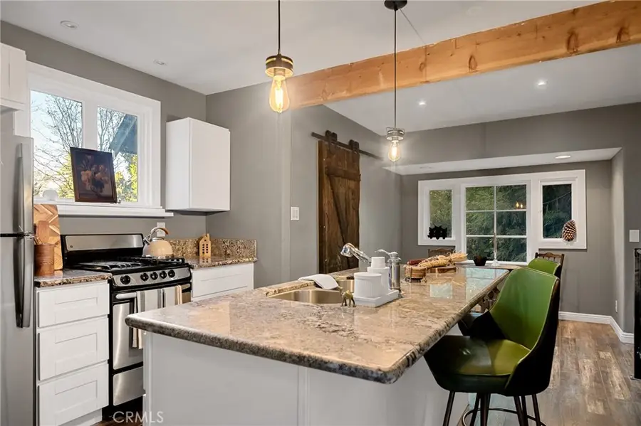 196 Ponderosa Dr, Cedar Glen, CA 92321 - #3