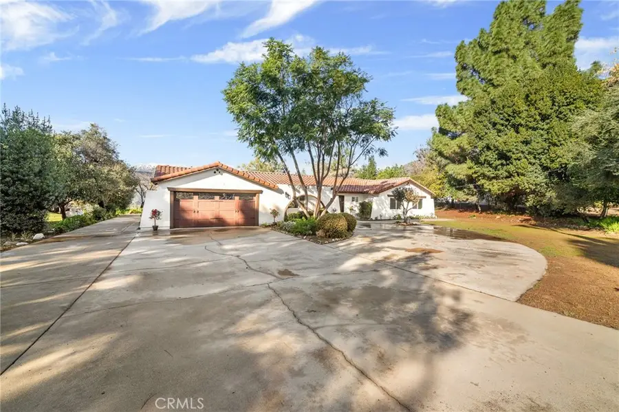 1126 Knoll, San Bernardino, CA 92407 - #2