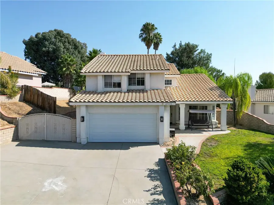 27745 Desert Place, Castaic, CA 91384 - Image #2