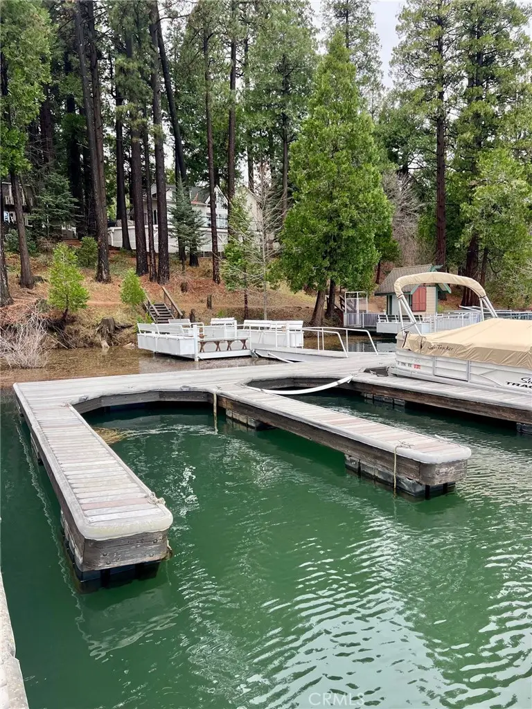 195 Cedar Circle, Lake Arrowhead, CA 92352 - Image #2