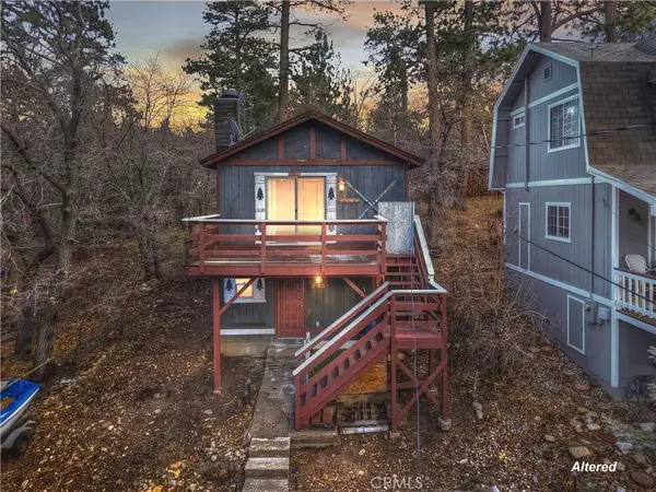 245 Vista, Sugarloaf, CA 92386