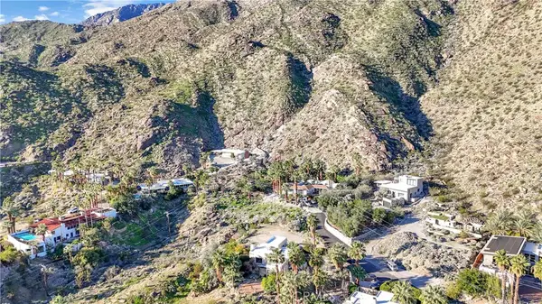 1870 S Crestview, Palm Springs, CA 92264