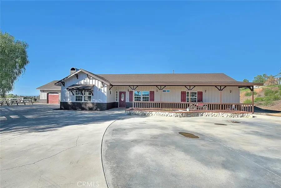 575 Scotts Lane, Norco, CA 92860 - Image #2