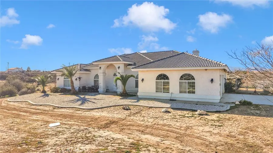 6086 Pythagoras, Oak Hills, CA 92344 - #3