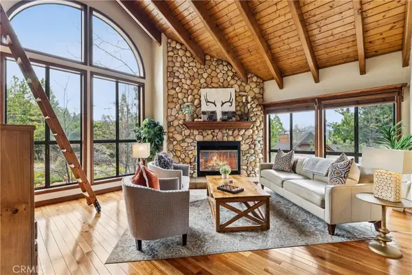 892 Nadelhorn Drive, Lake Arrowhead, CA 92352