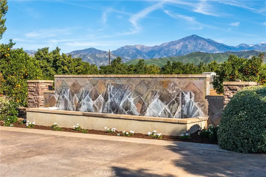 11489 Walnut Street, Redlands, CA 92374 - #2