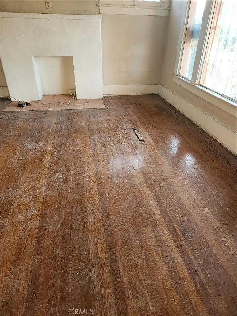 5714 10th Avenue, Los Angeles, CA 90043 - Image #2