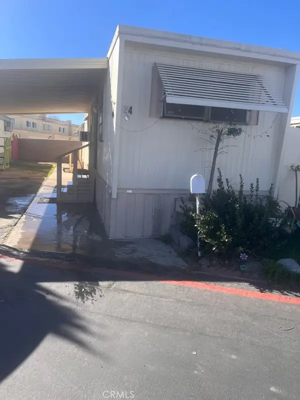 16473 Green Tree Boulevard, San Bernardino, CA 92395