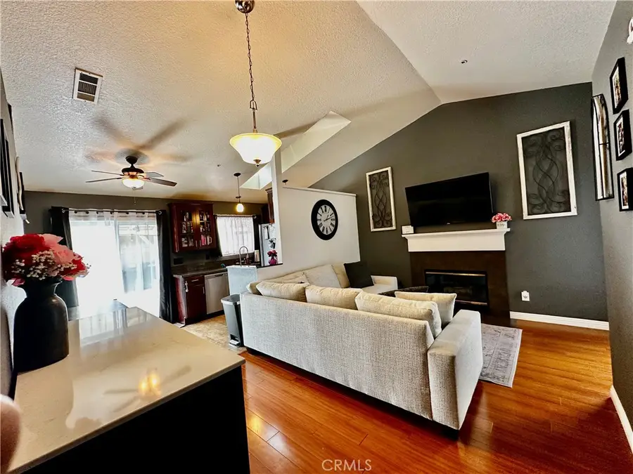 12006 Glenheather, Fontana, CA 92337 - Image #2