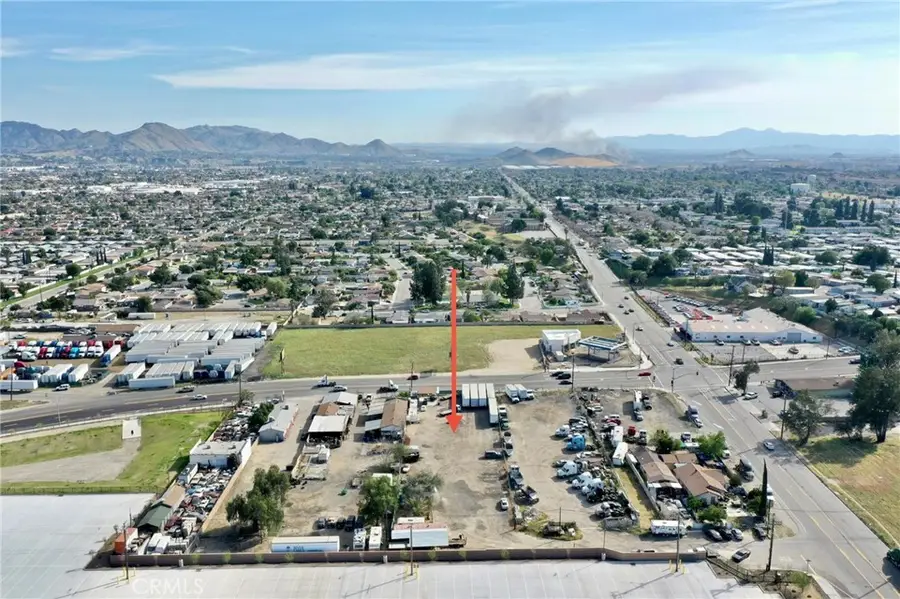 1966 W Rialto, San Bernardino, CA 92410 - #2