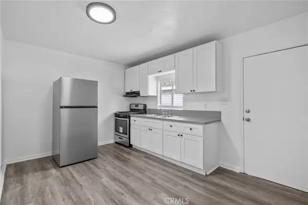 9538 Compton, Los Angeles, CA 90002