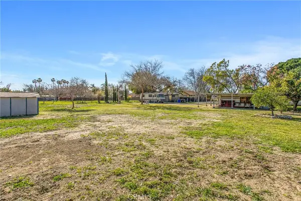 193 N Maple Avenue, Fontana, CA 92335