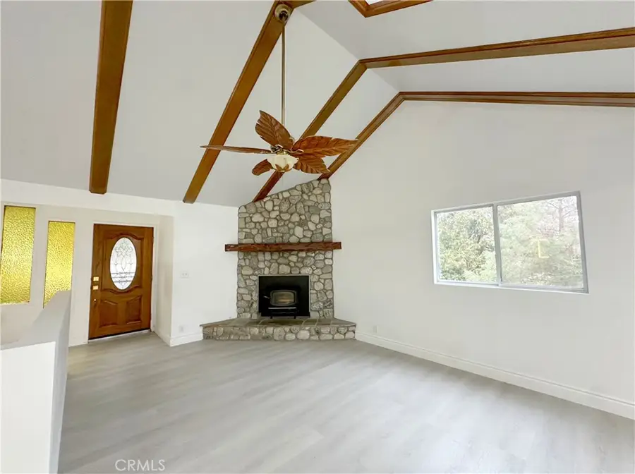 1207 Aleutian, Lake Arrowhead, CA 92352 - #3