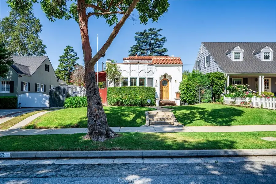 107 Annandale Road, Pasadena, CA 91105 - #2