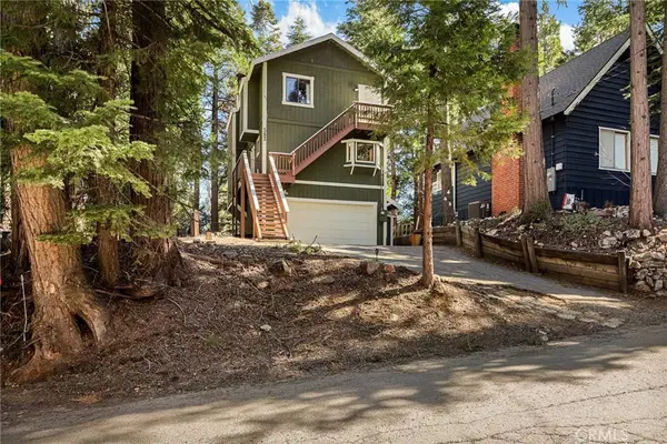 583 W Victoria Court, Lake Arrowhead, CA 92352