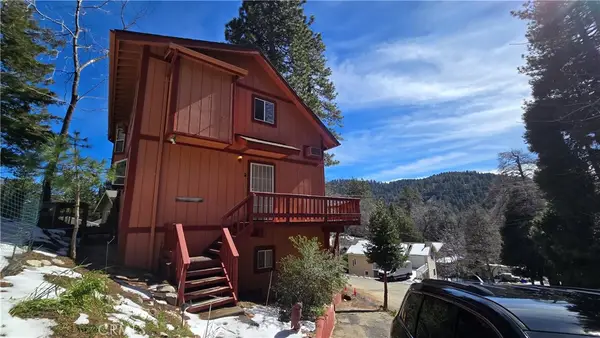 23840 Zuger, Crestline, CA 92325