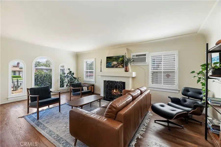 1124 S Vicentia, Corona, CA 92882 - #3