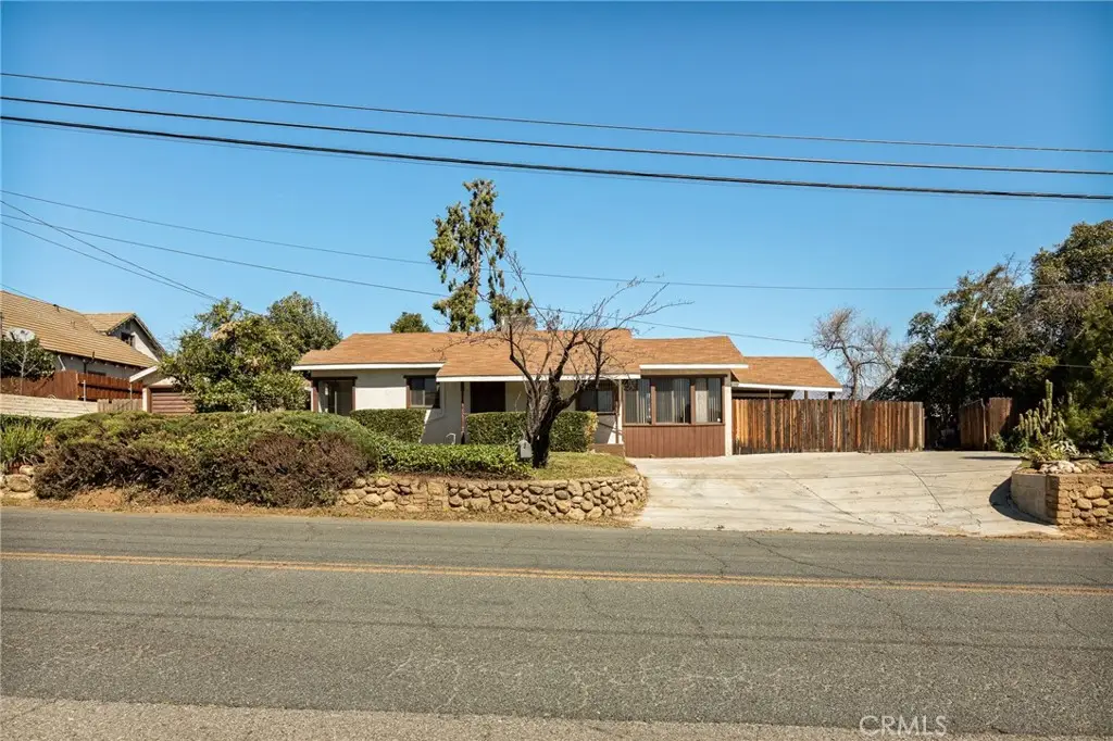 31642 Avenue E, Yucaipa, CA 92399 - #1