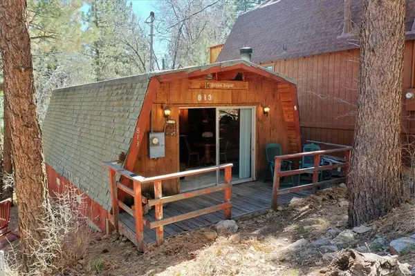 813 Cedar Lane, Sugarloaf, CA 92386