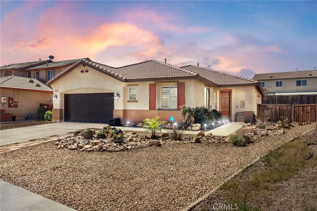 13817 Grant Way, Oak Hills, CA 92344 - #1