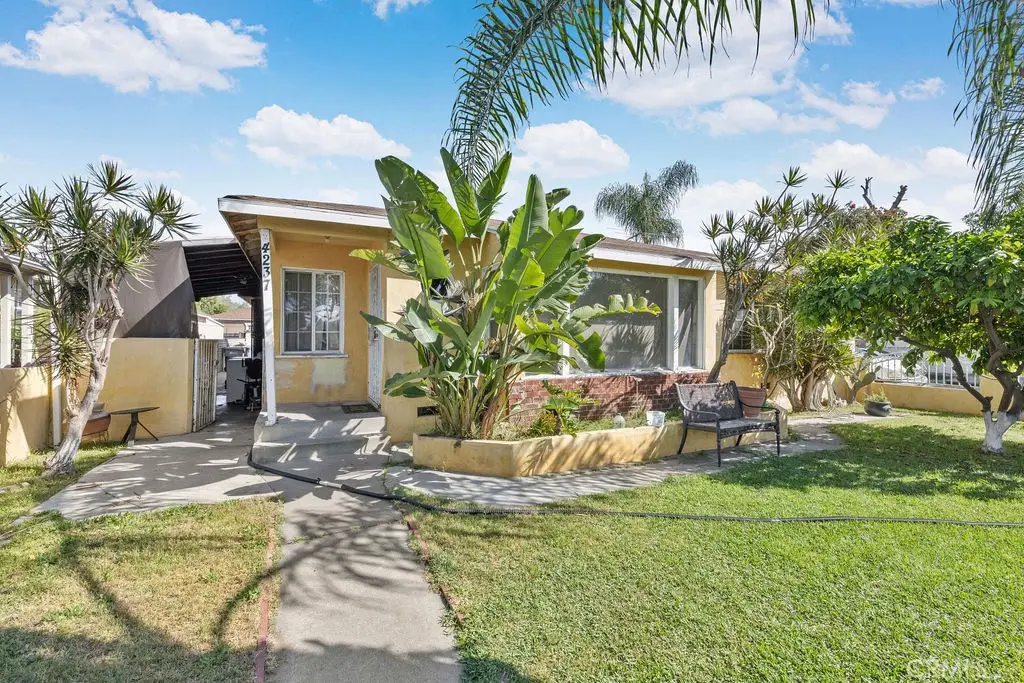 4237 Abbott Rd, Lynwood, CA 90262 - #1