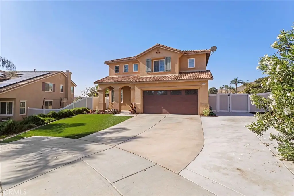 294 Kieswetter, Colton, CA 92324 - #1