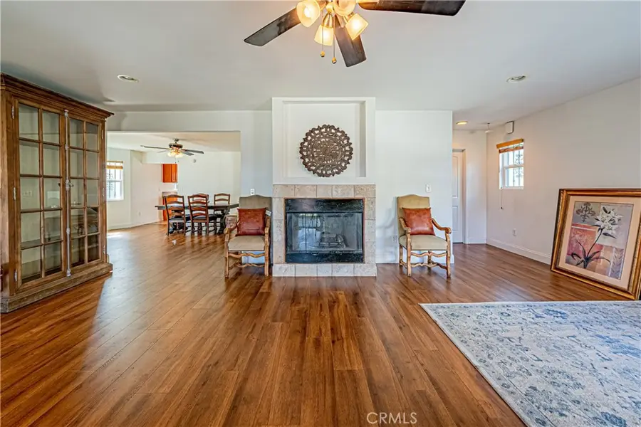 1812 W 48th, Los Angeles, CA 90062 - #3