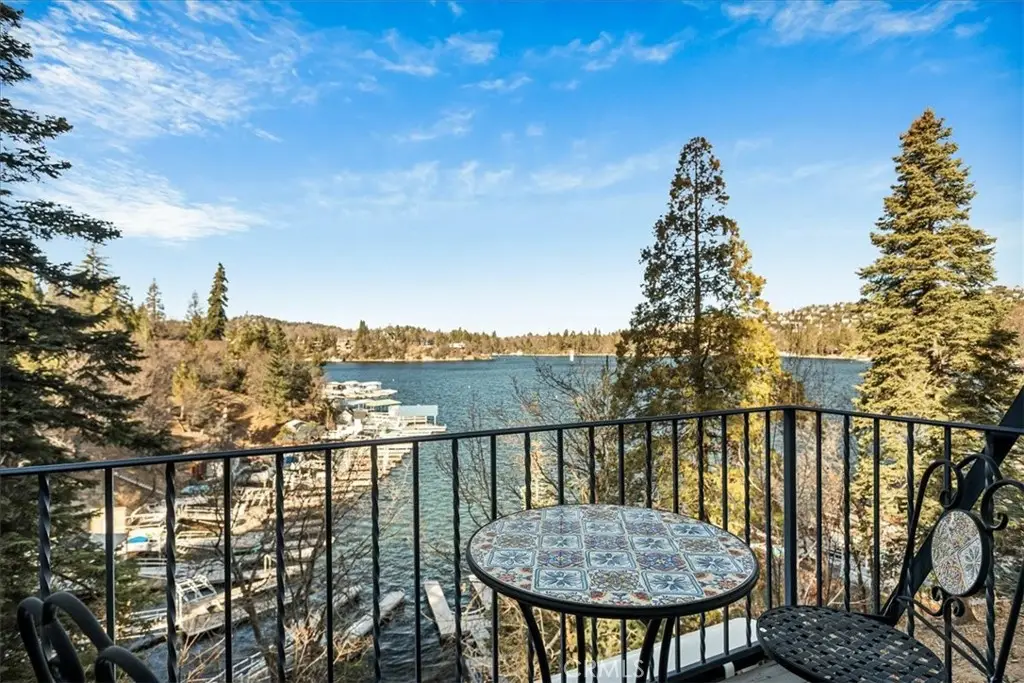 28906 Palisades Drive, Lake Arrowhead, CA 92352 - #1