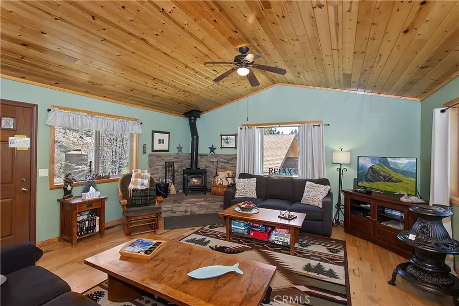 33653 Green Valley Lane, Green Valley Lake, CA 92341 - #2