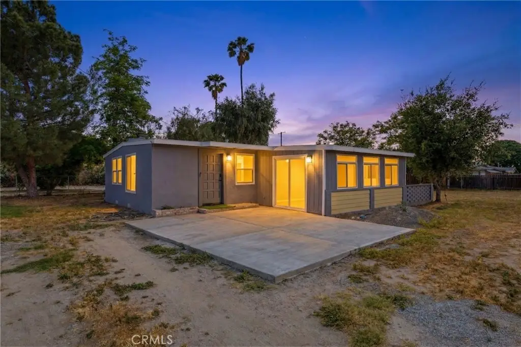 26917 Yale St, Hemet, CA 92544 - #1