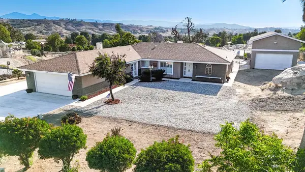 16465 Holcomb Way, Riverside, CA 92504