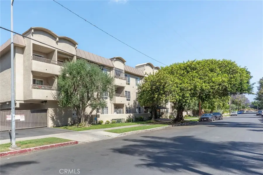 4647 Willis, Sherman Oaks, CA 91403 - #3