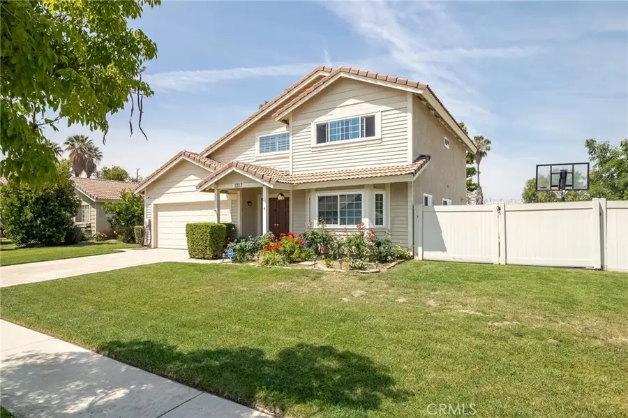 1317 Julie Court, Redlands, CA 92374 - #3