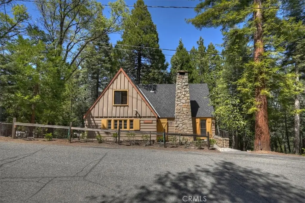 260 Burnt Mill, Lake Arrowhead, CA 92352 - #1