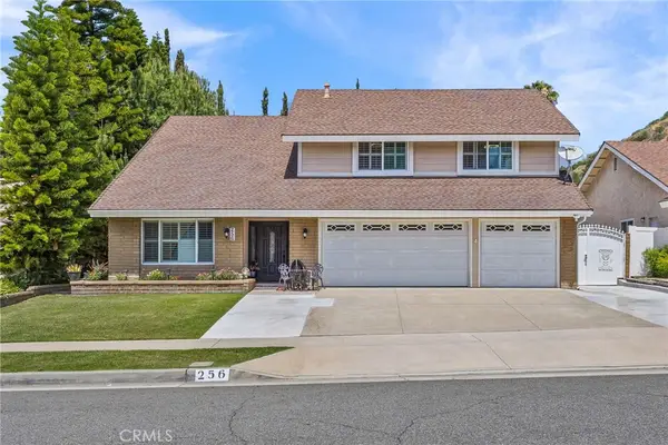 256 N Quail Lane, Orange, CA 92869