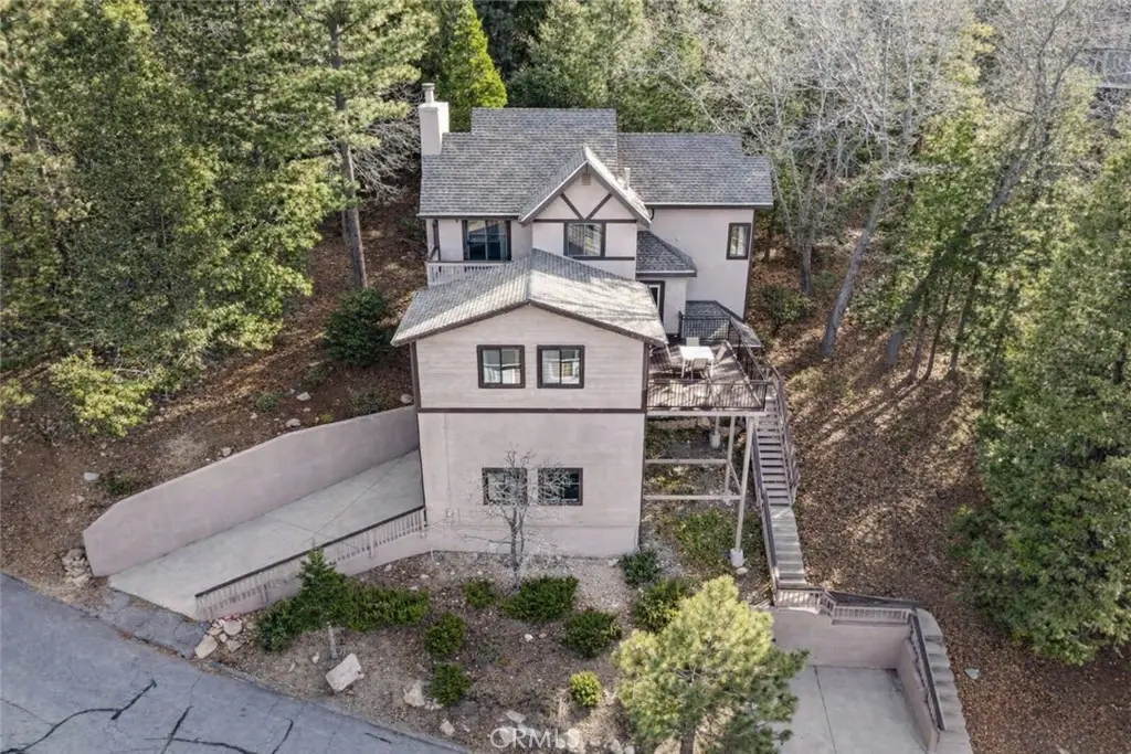 965 Sandalwood Drive, Lake Arrowhead, CA 92352 - #1