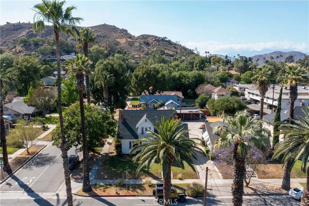 3893 Pine Street, Riverside, CA 92501 - #1