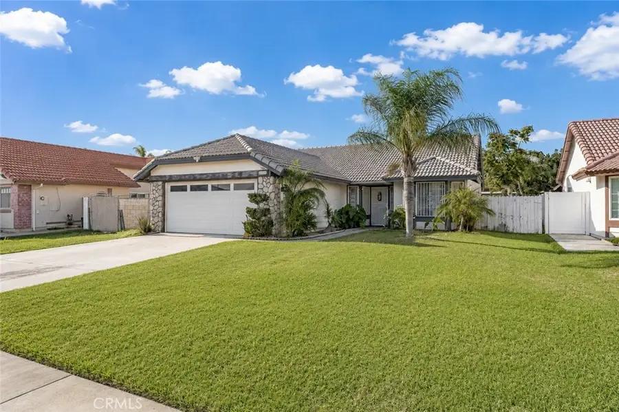 18460 Ash St, Bloomington, CA 92316 - #2