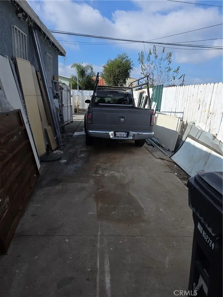 10604 Weigand Avenue, Los Angeles, CA 90002 - #3