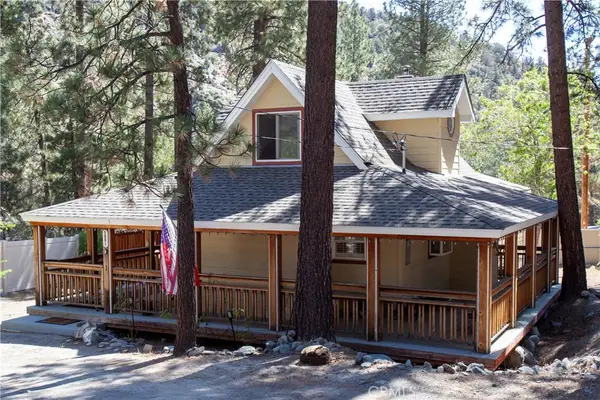 5881 Lone Pine Canyon, Wrightwood, CA 92397