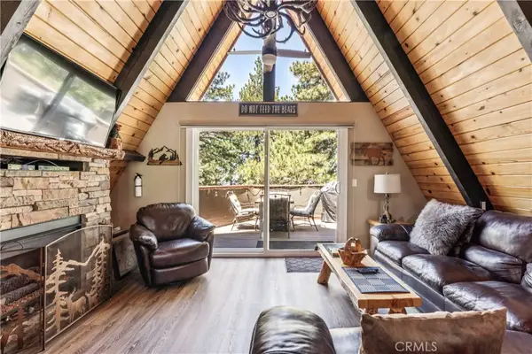 30834 Live Oak, Running Springs, CA 92382