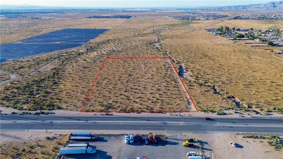 11 Palmdale, Victorville, CA 92395 - #3