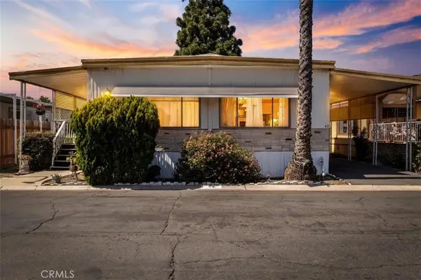 300 N Rampart Street #42, Orange, CA 92868