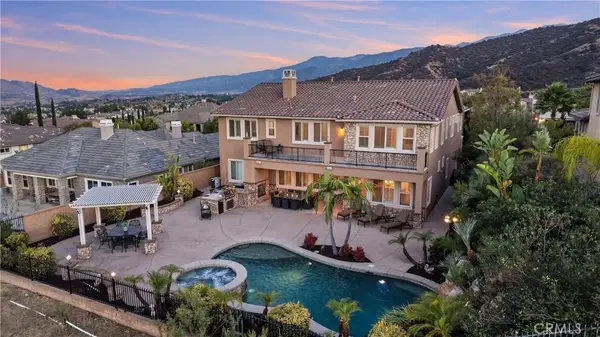 8114 Soft Winds Drive, Corona, CA 92883