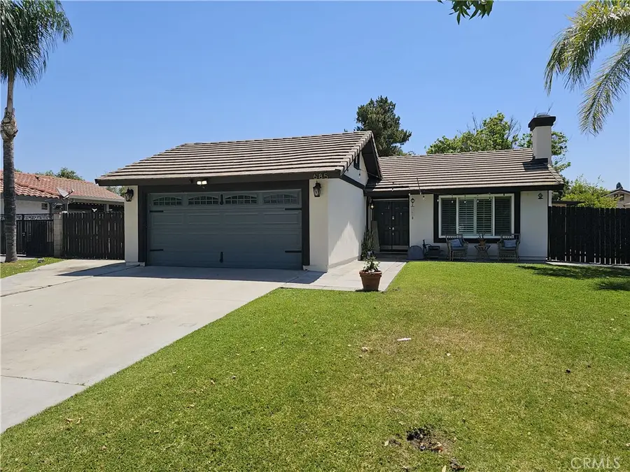 685 S Smoketree Avenue, Rialto, CA 92376 - #2