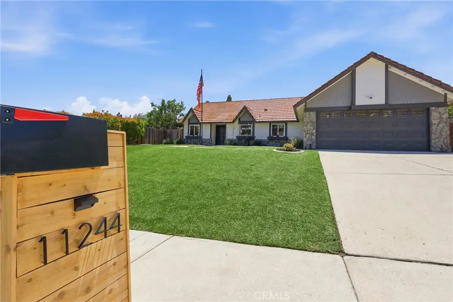 11244 Clara Court, Riverside, CA 92505 - #2